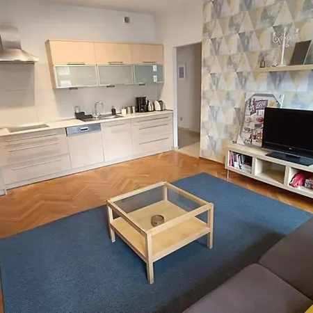 Nice Apart - Odrzanska - 17 Ap Breslau